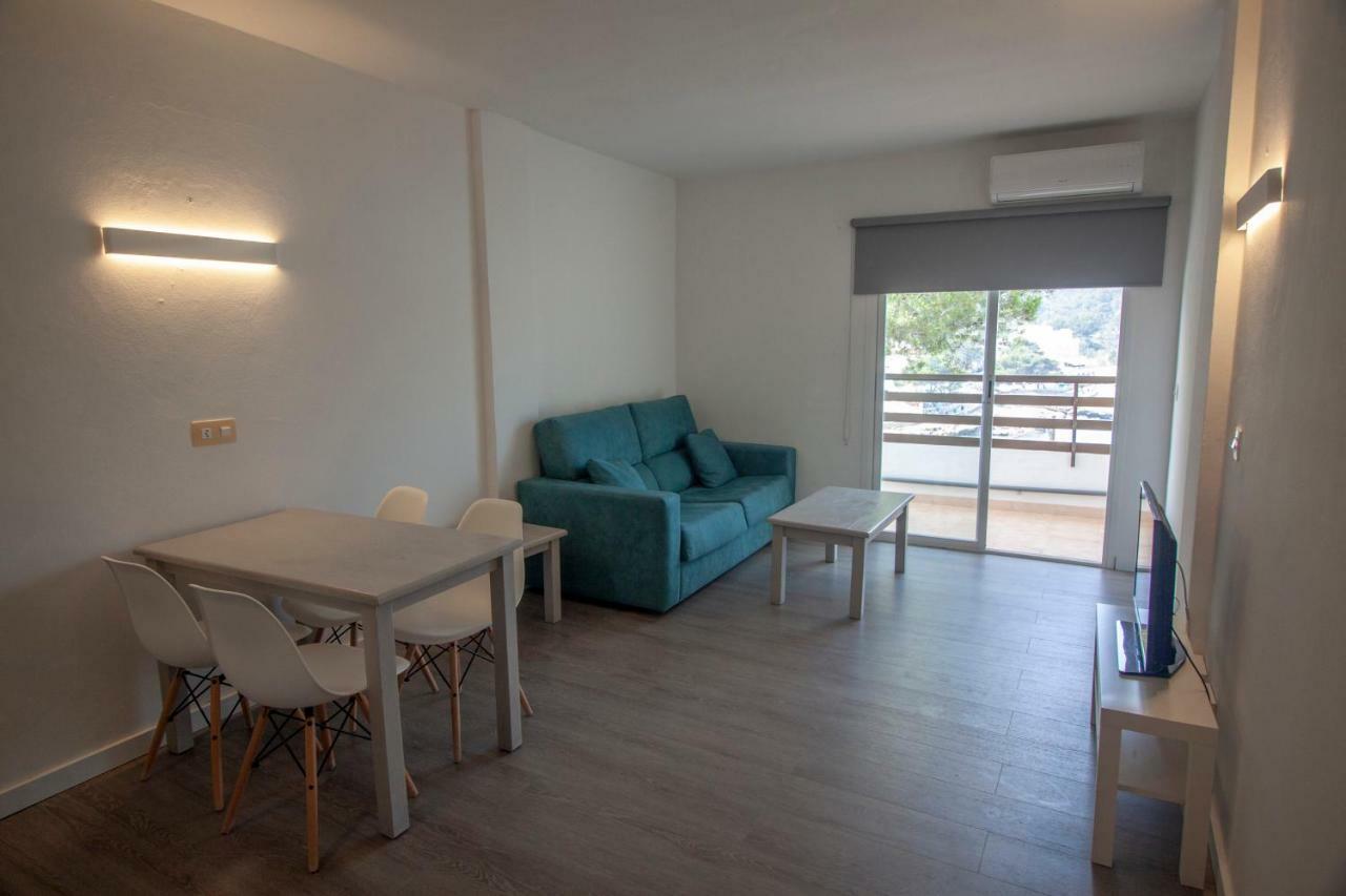 Apartamentos Portinatx Sea View Экстерьер фото